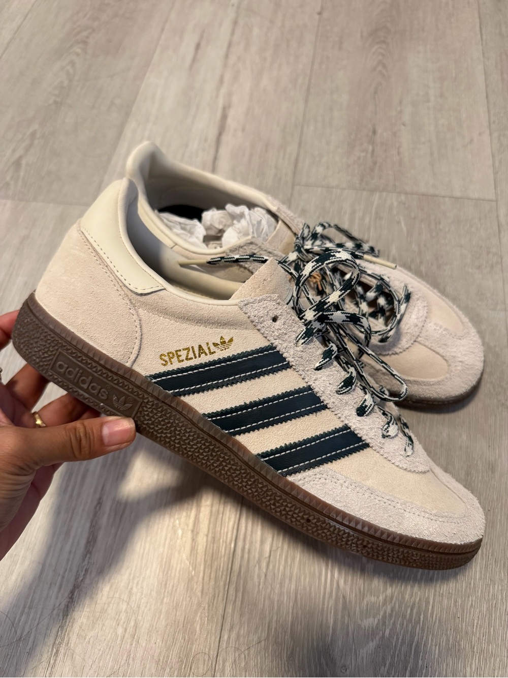 Adidas spezial